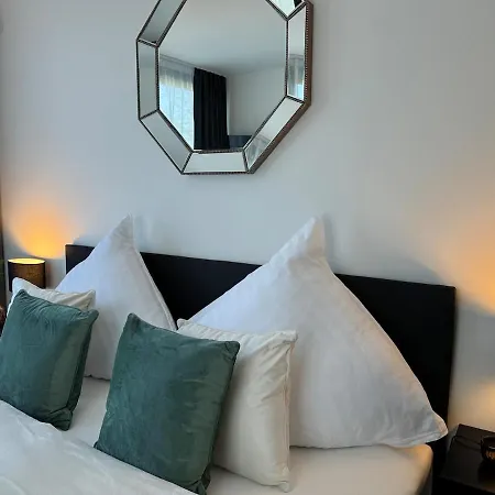 Finest 2 كارلسروه